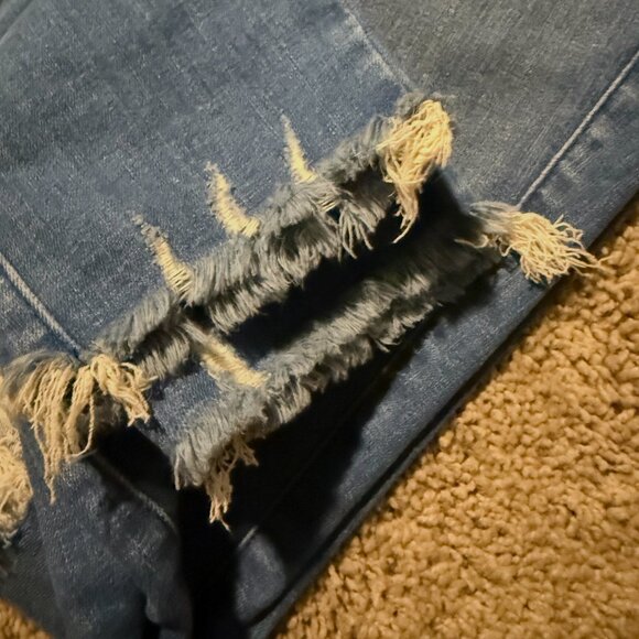 NWOT Express sz.14R  Hyper Stretch Ankle High Rise Jeans Legging Ripped - Picture 4 of 6